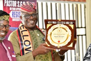 UI Registrar Becomes a Fellow of the   Chartered Institute of Management and Leadership, USA