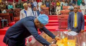 Makinde’s N679b Budget Proposal, Another Fiscal Fraud — Oyo APC Makinde's N679b Budget Proposal, Another Fiscal Fraud — Oyo APC