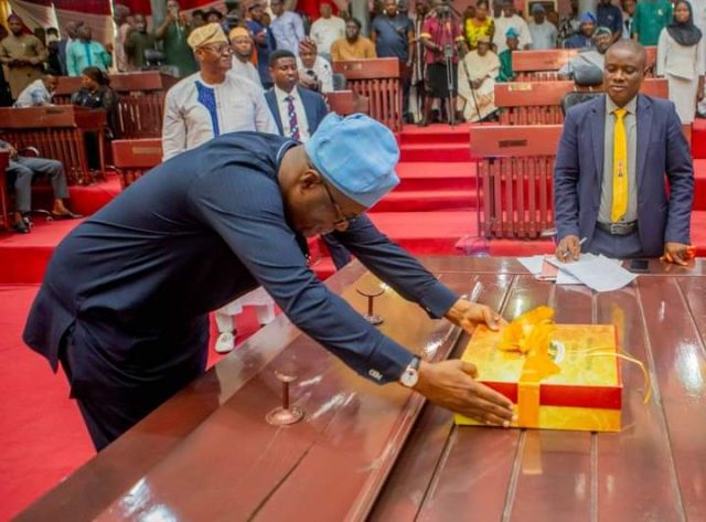 Makinde's N679b Budget Proposal, Another Fiscal Fraud — Oyo APC