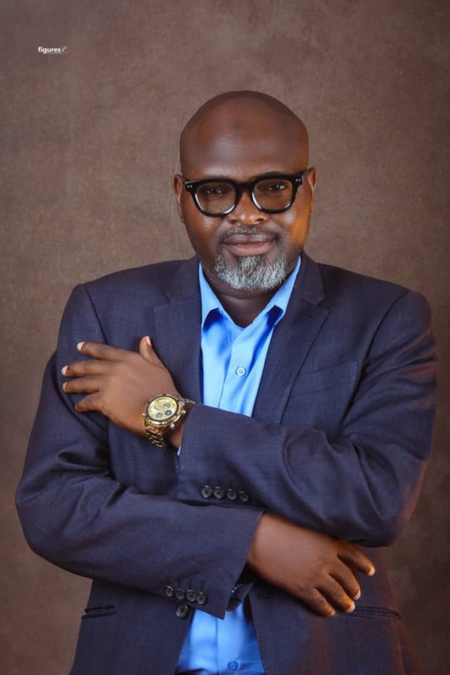 Dr. Olamide Junaid Felicitates Hon. Adedayo Nurudeen Adeniyi on His Birthday