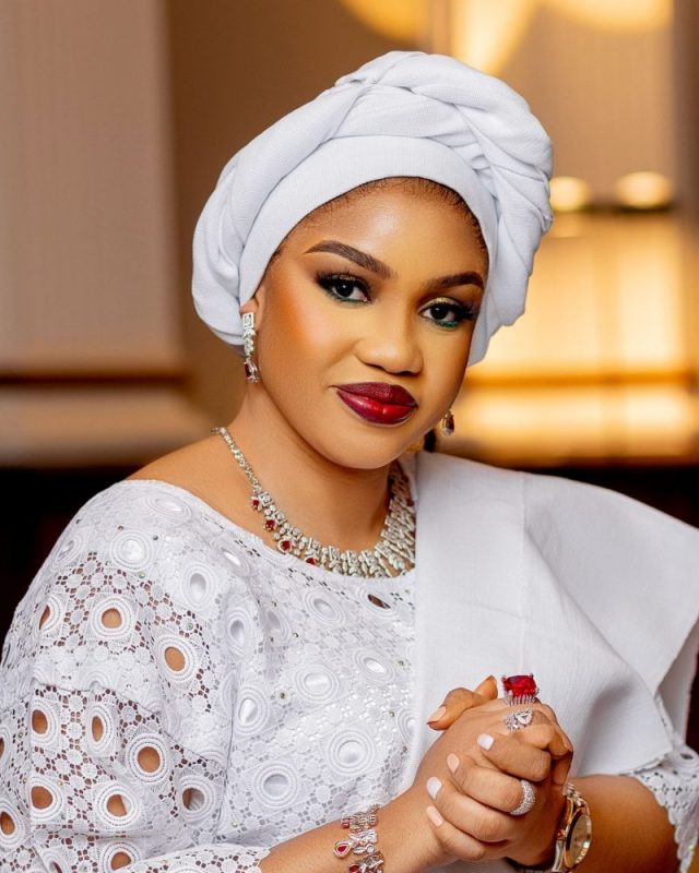 PALM SUNDAY: Dr. Olamide Junaid Greets Christians, Preaches Humility