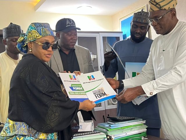 BYE-ELECTION: Reps Aspirant, Dr. Olamide Junaid Picks Nomination, Expression of Interest Forms (PHOTOS)