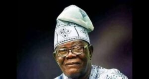 Barr Akeem Agbaje Commiserates with Prof Adeolu Akande on the Passing of His Father Barr Akeem Agbaje Commiserates with Prof Adeolu Akande on the Passing of His Father