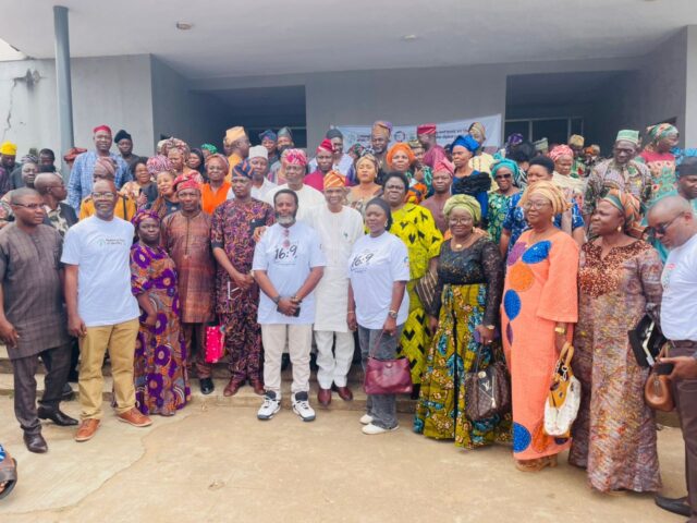 Recommend Only Approved Textbooks — Oyo Govt. Gives Warning, Bans “Sign Out” Celebrations In Schools