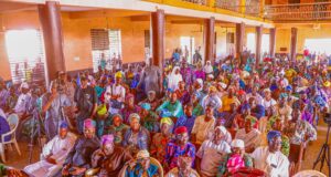 Adelabu Visits Oke-Ogun Zone 2 APC, Calls for Unity, Genuine Reconciliation, Donates N18 million to Party