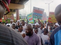 Students Protest in Ibadan, Declare Support for Dangote Refinery, Warn PENGASSAN Against Sabotage