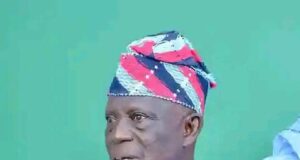Oyo Guber Aspirant, Agbaje Mourns Pa Sunday Elegbede’s Demise, Consoles Progressive Family