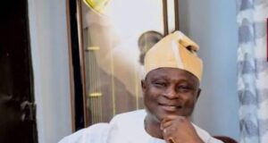 Oyo APC Guber Aspirant, Akeem Agbaje Celebrates Dr Soji Eniade on Birthday