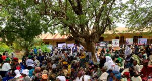 Reps Aspirant, Kazeem Akinola Supports APC Ward Meetings in Ona-Ara, Donates N2.2m for Chairs, Tables, Others