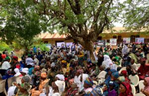 Reps Aspirant, Kazeem Akinola Supports APC Ward Meetings in Ona-Ara, Donates N2.2m for Chairs, Tables, Others