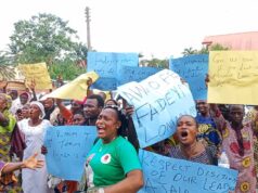 ONA-ARA AGAIN: Protesters Storm Key Locations, Reject Fadeyi’s Third Term Bid for House of Assembly in PDP ONA-ARA AGAIN: Protesters Storm Strategic Locations, Reject Third Term Bid for Oyo Deputy Speaker, Fadeyi