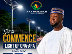 Undeterred By Reps Ticket Outcome, Akinola Commences Distribution, Installation Of 350 Solar Streetlights In Ona-Ara Communities