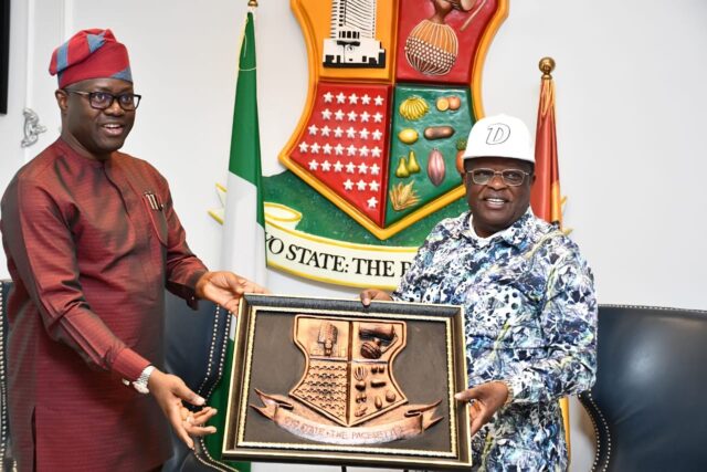 Concerns Over Makinde's Road Projects as Umahi Delivers Top-Quality Works in Oyo
