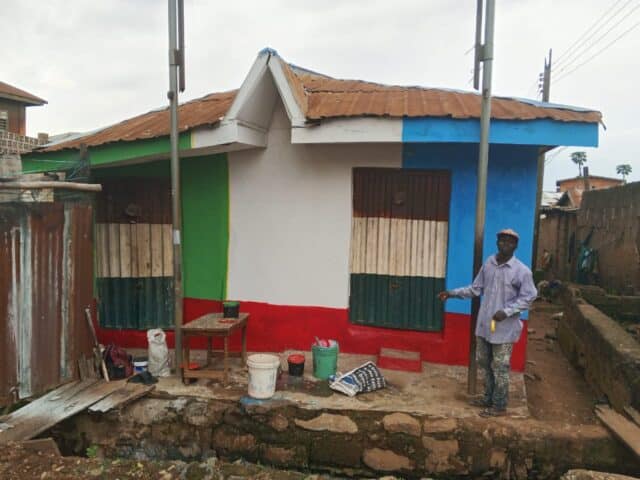 makindes-ally-abass-oloko-triggers-political-debate-in-oyo-paints-office-in-apc-colours-after-removing-allis-billboard